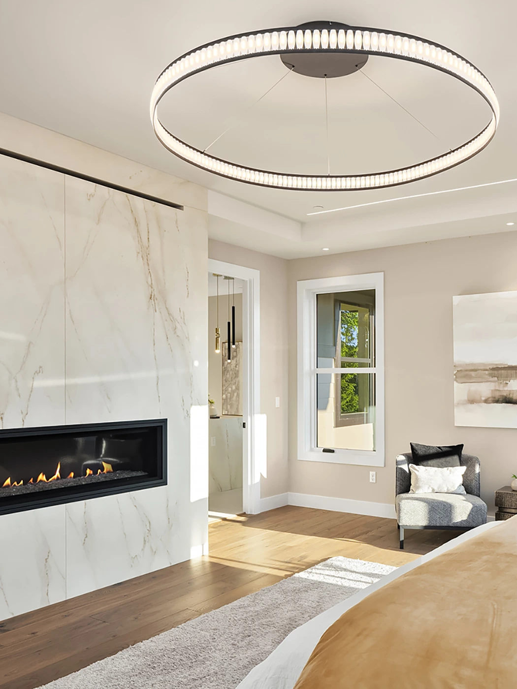 Modern bedroom design with seating area — Medina, Ariana Designs