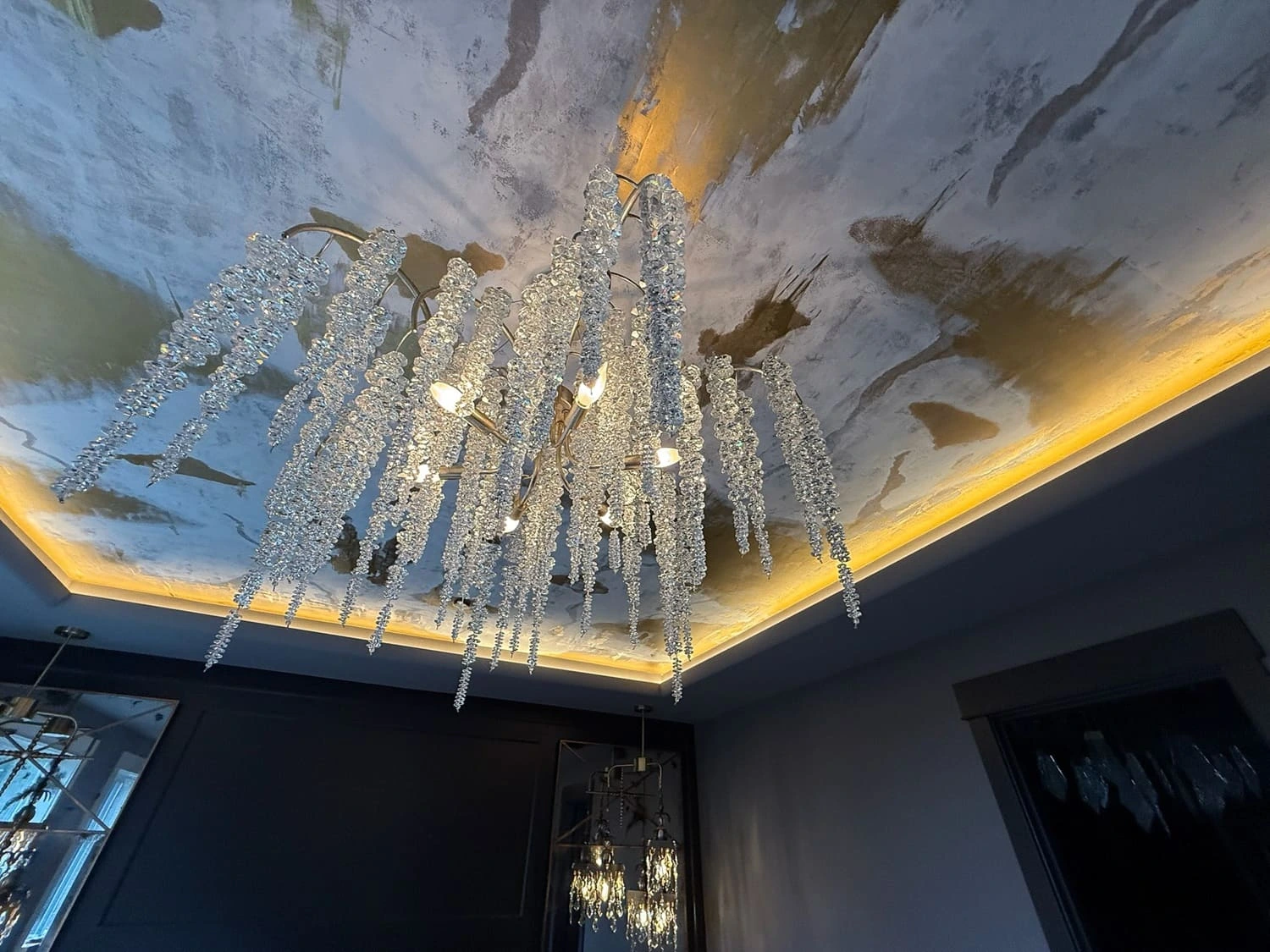 Elegant chandelier interior — Ariana Designs, Seattle