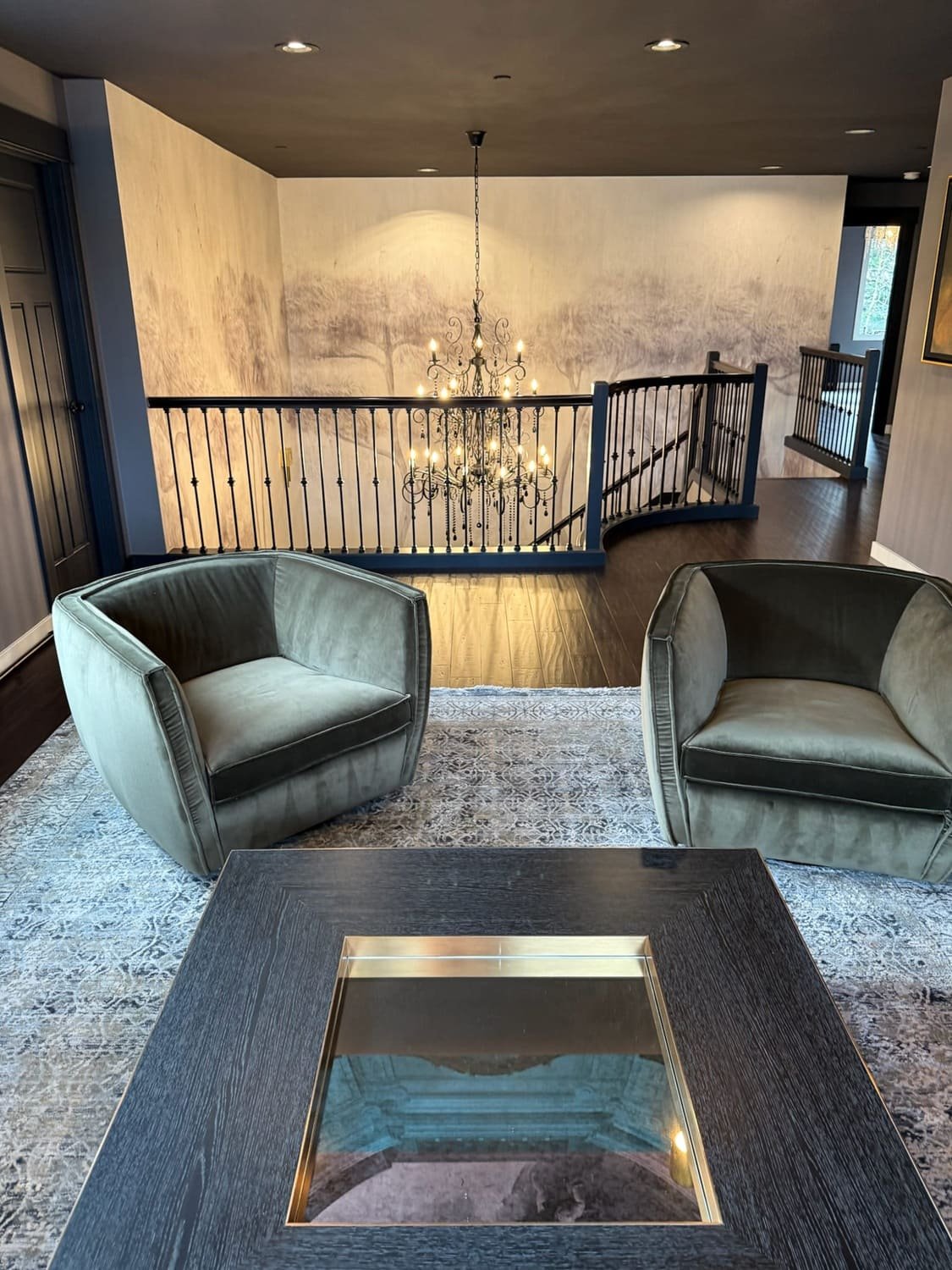 Modern elegant interior staircase — Custom Design, Ariana Designs